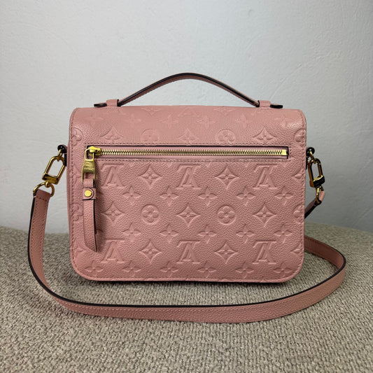 Louis Vuitton Pochette Métis Monogram Empreinte Leder Rosé