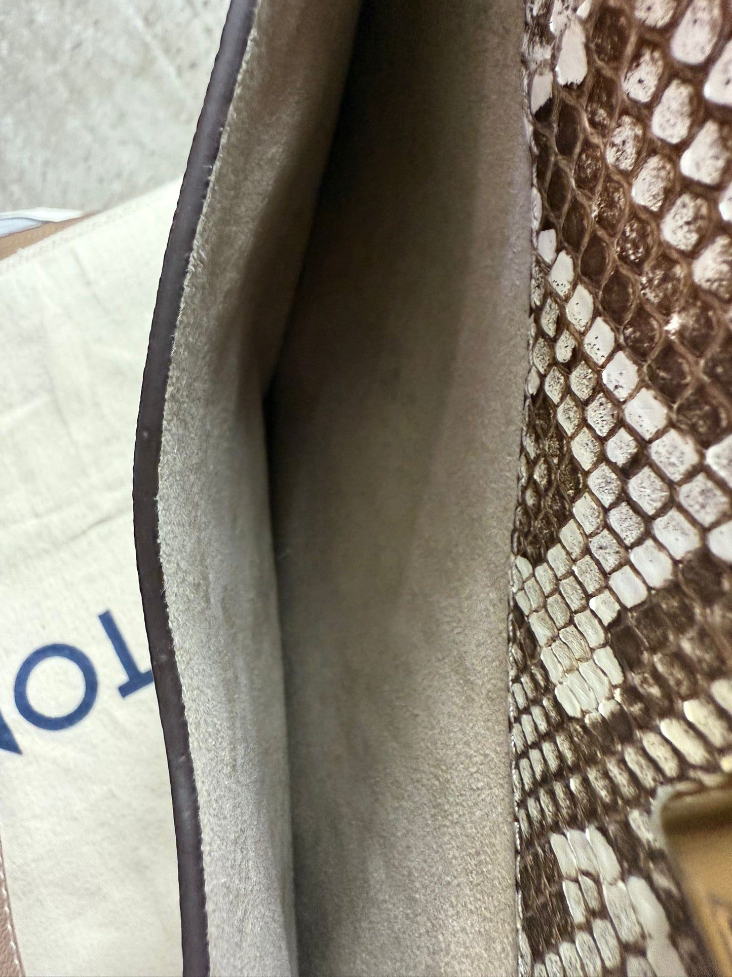 Louis Vuitton Very Zip Tote - Python