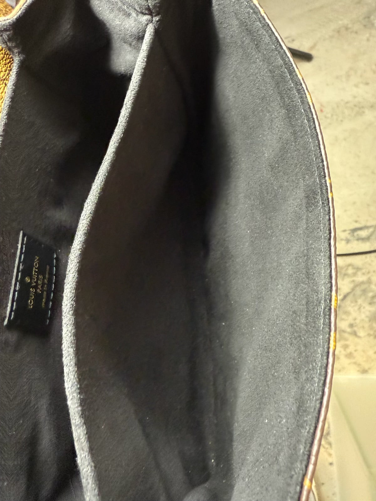 Louis Vuitton Pochette Métis Monogram Reverse Canvas