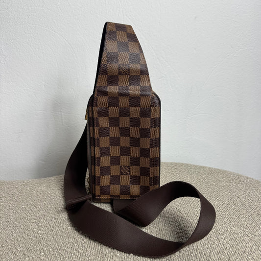 Louis Vuitton Geronimos Damier Ebene Braun