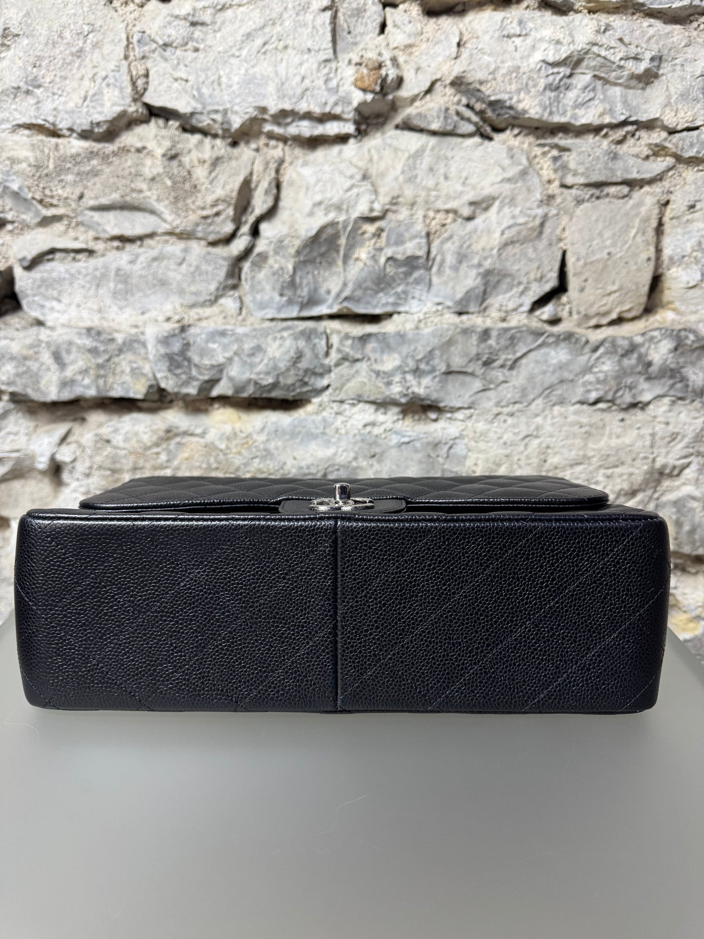 Chanel Jumbo Classic Double Flap Caviar Quilted Schwarz Silber