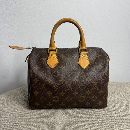 Louis Vuitton Speedy 25 Monogram