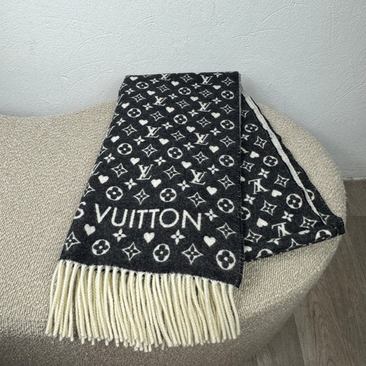 Louis Vuitton Game On Monogram Kaschmir Schal – Schwarz / Weiß