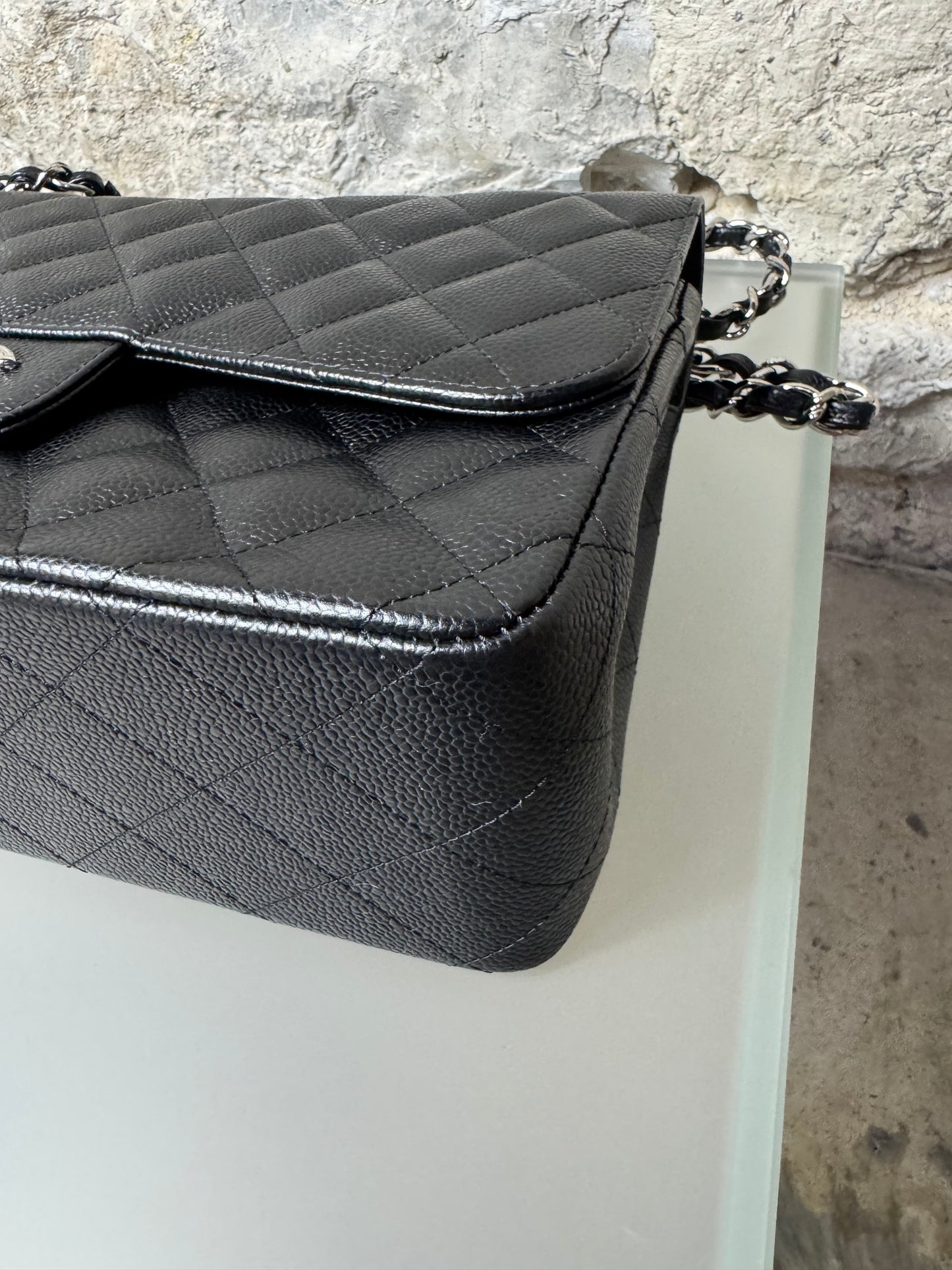 Chanel Jumbo Classic Double Flap Caviar Quilted Schwarz Silber