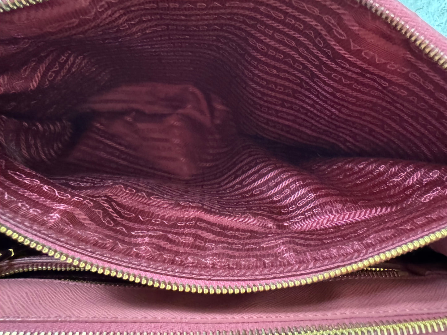 Prada Galleria Saffiano Colorblock Handtasche – Rosa