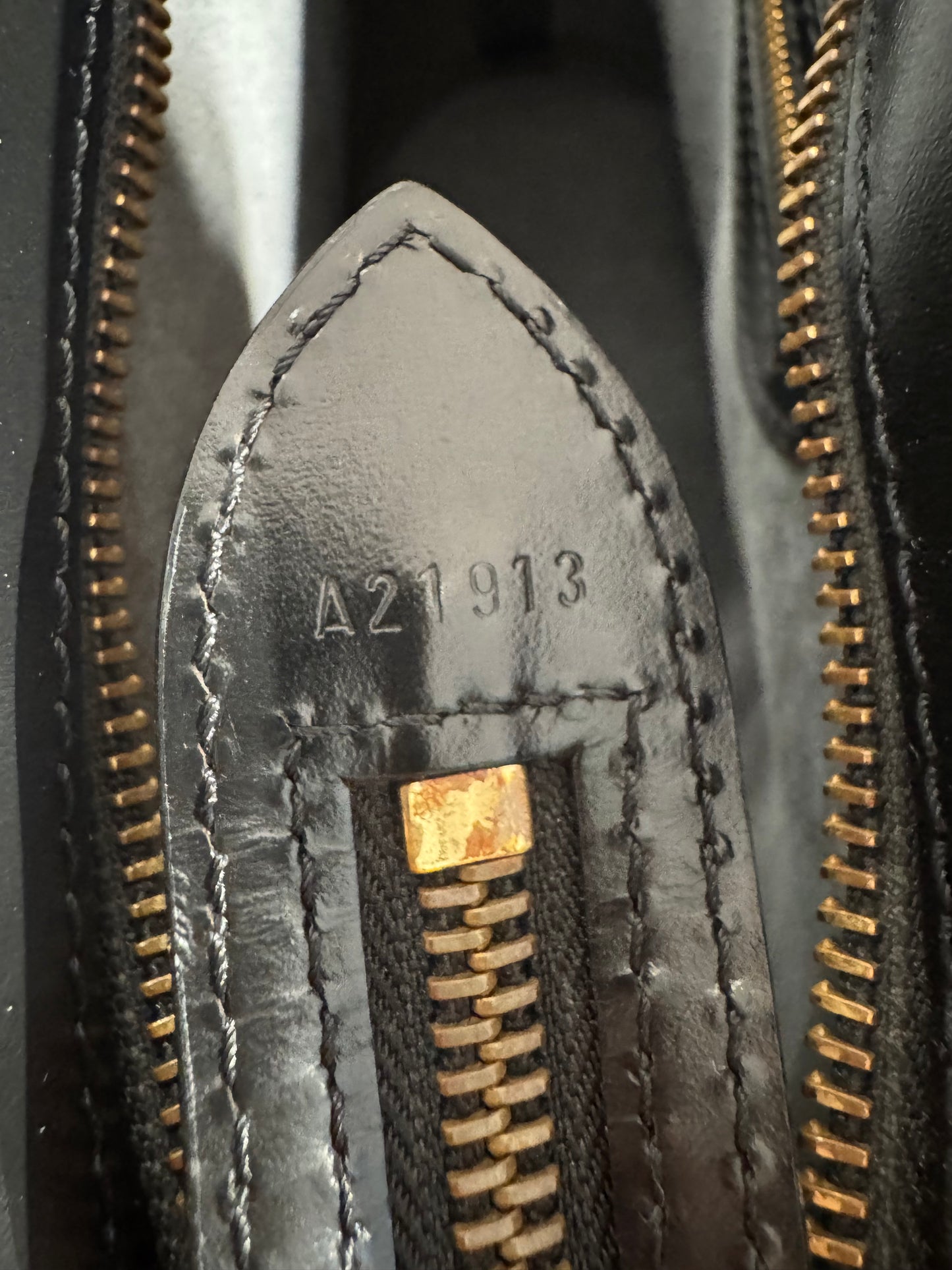 Louis Vuitton Saint Jacques – Epi Leder