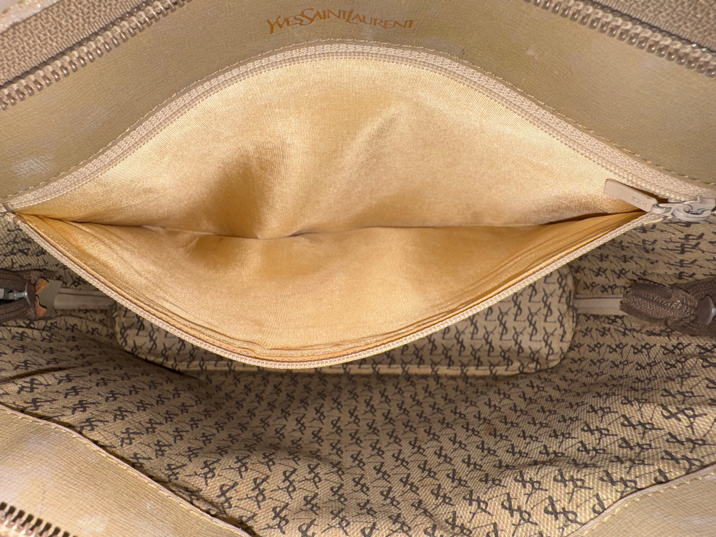 Yves Saint Laurent Vintage Handtasche