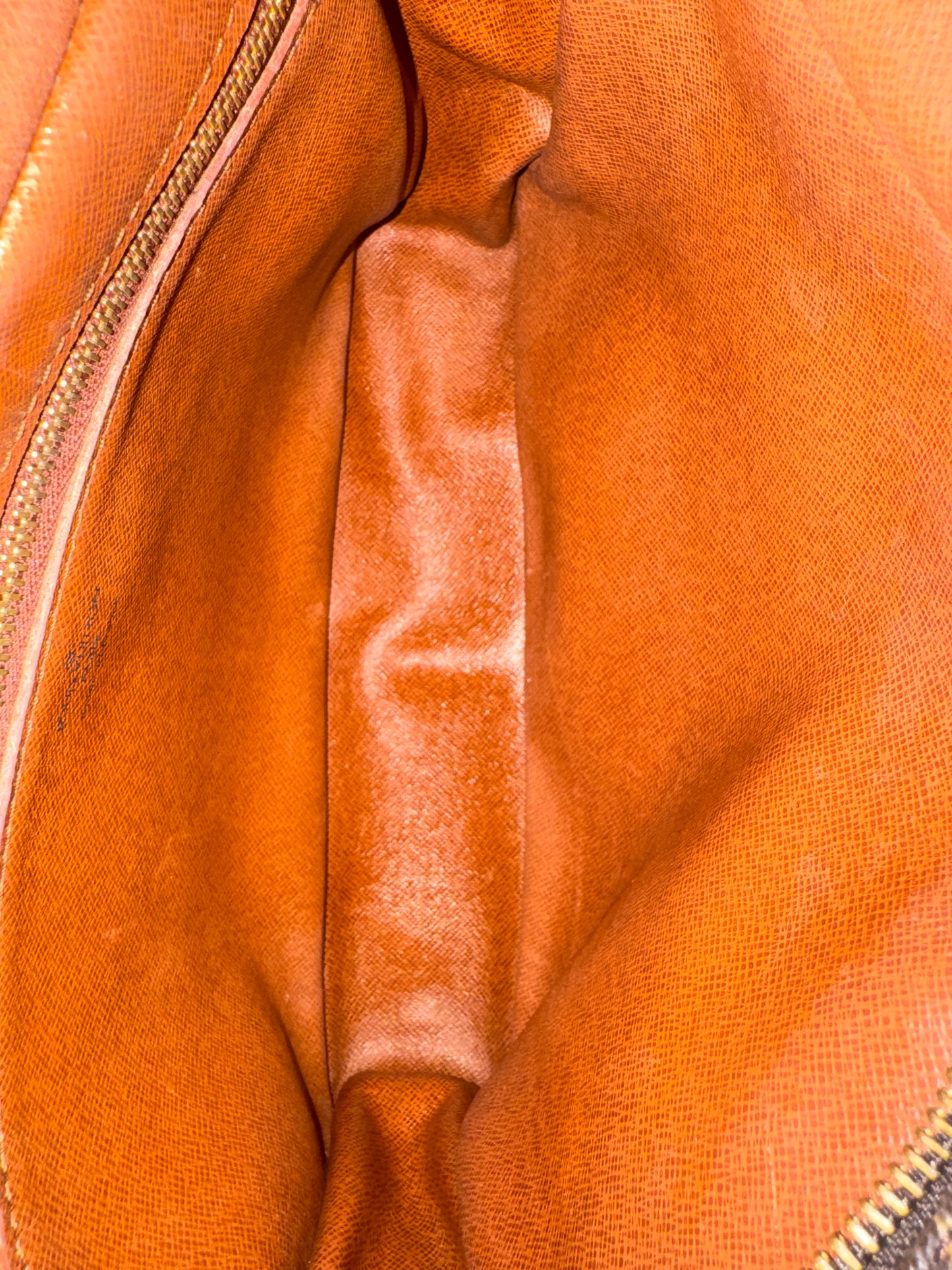 Louis Vuitton Trocadero 24 Monogram Canvas