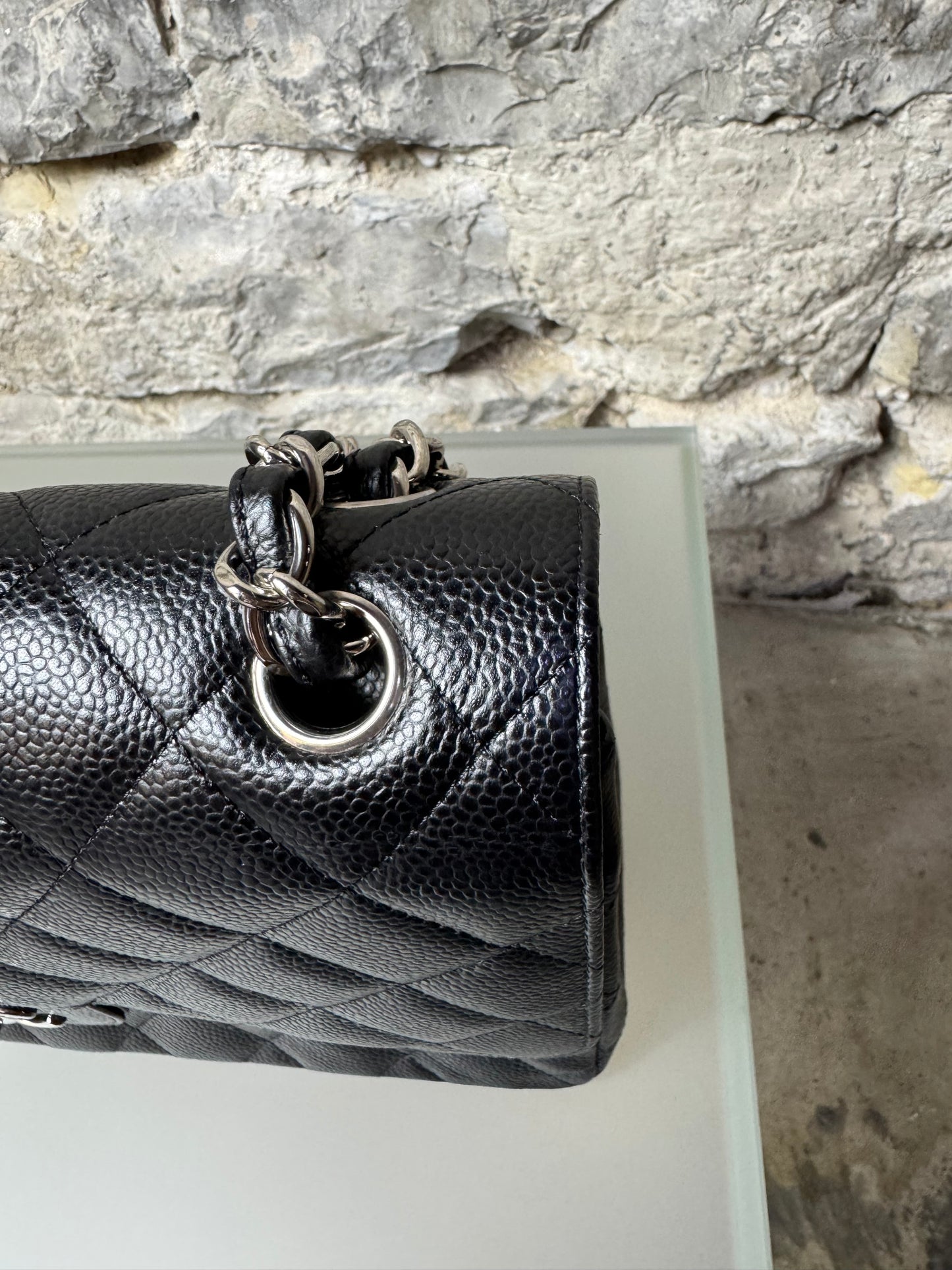 Chanel Jumbo Classic Double Flap Caviar Quilted Schwarz Silber