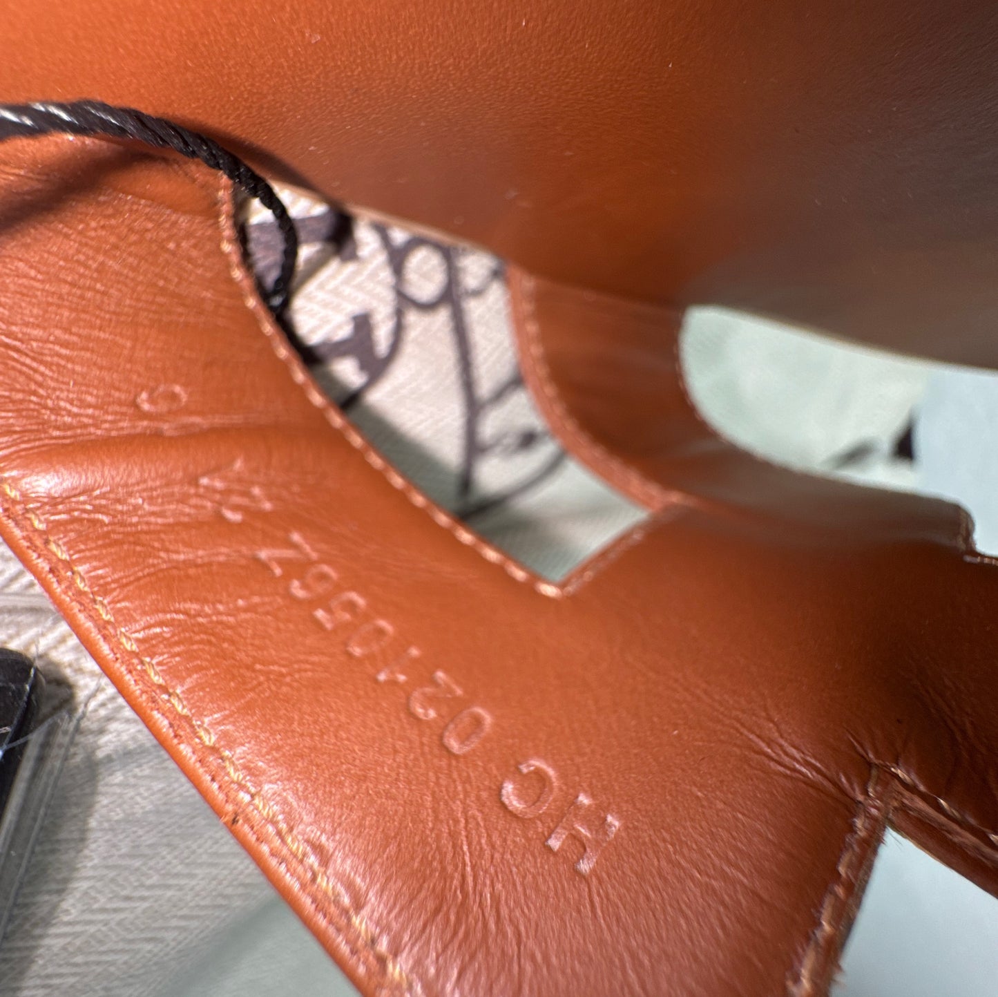 Hermès Oran Sandalen – Braun – Gr. 38,5