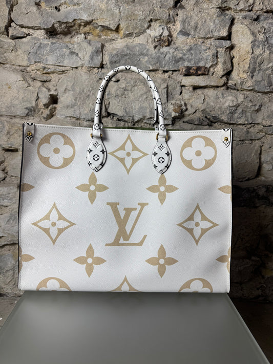 Louis Vuitton Onthego GM – Giant Monogram Limited Edition
