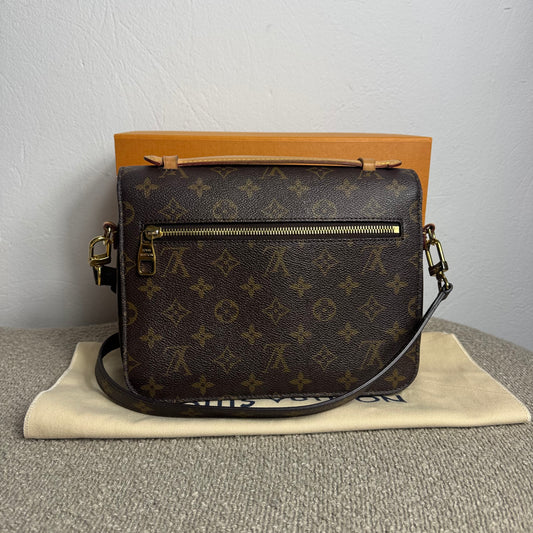 Louis Vuitton Pochette Métis Monogram