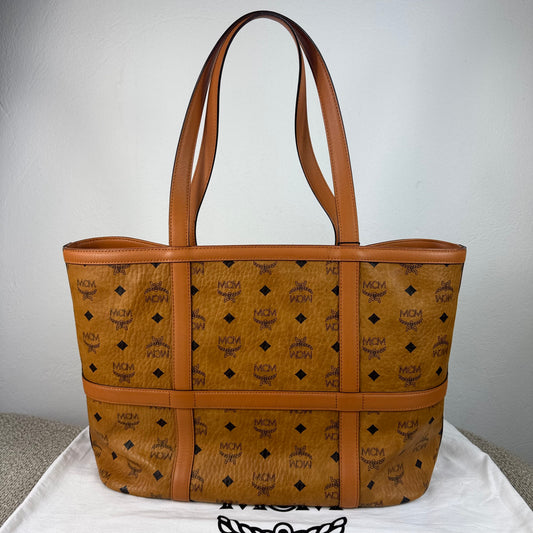 MCM Shopper – Visetos Cognac