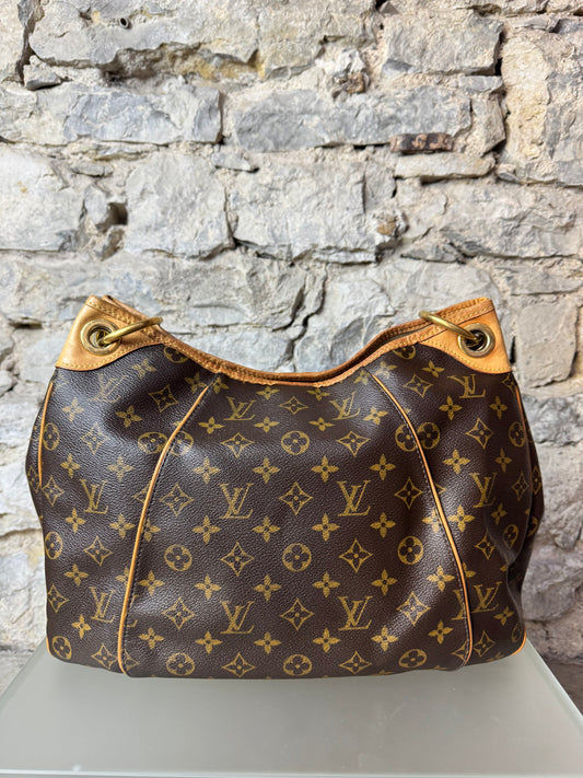 Louis Vuitton Galliera PM Monogram
