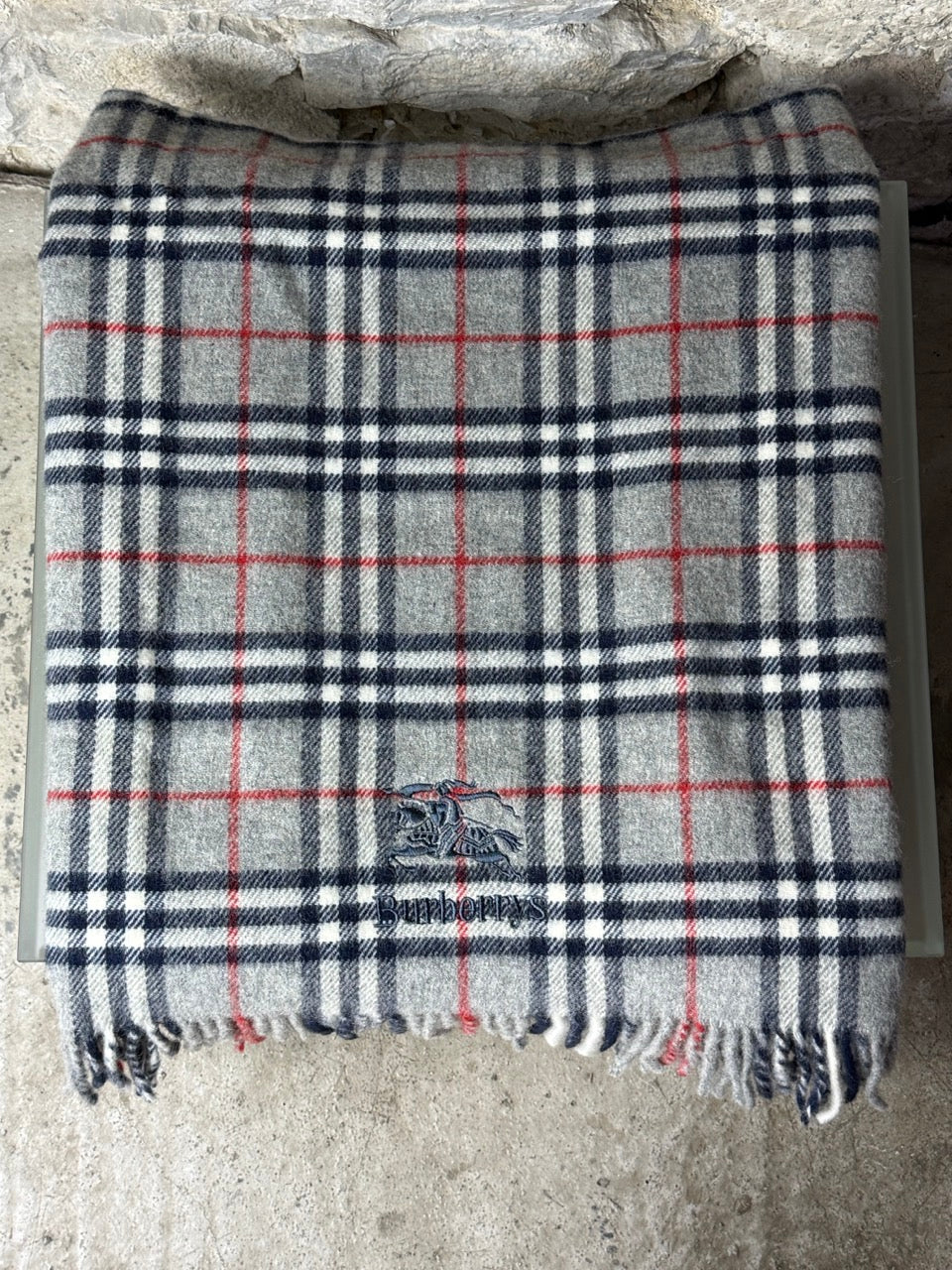 Burberry Schal Nova Check Grau