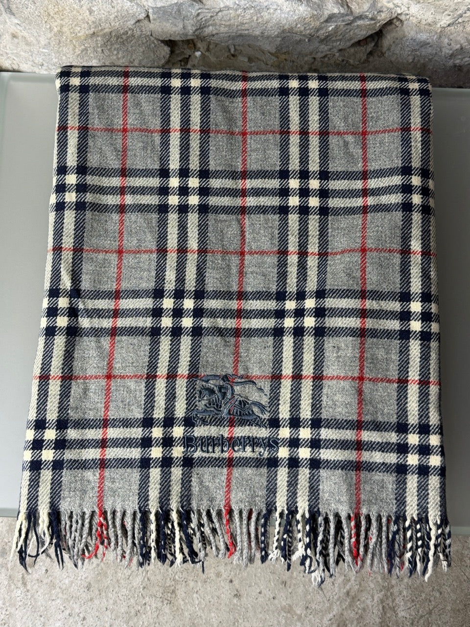 Burberry Schal Nova Check Grau