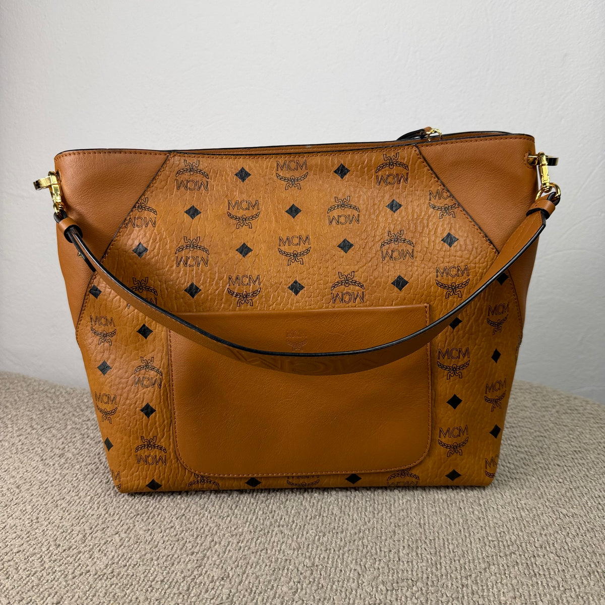 MCM Klara Hobo Bag Small – Visetos Cognac