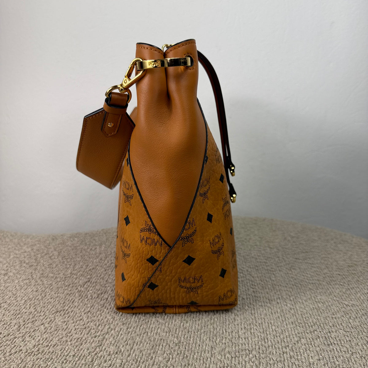MCM Klara Hobo Bag Small – Visetos Cognac