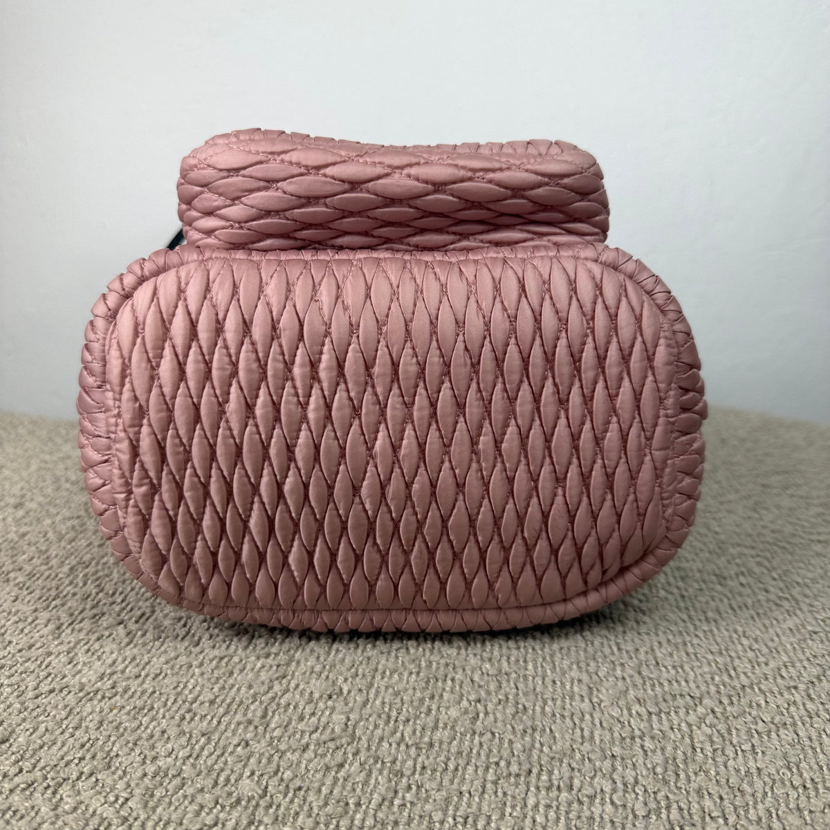 Moncler Kilia Quilted Nylon Bucket Bag – Rosa