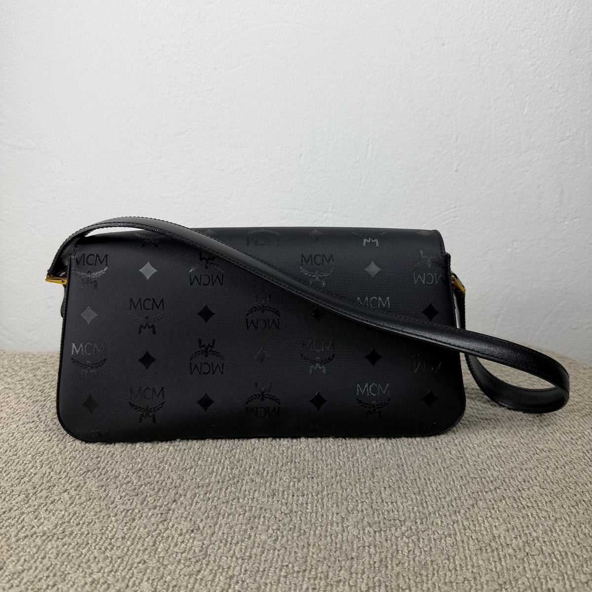 MCM Vintage Star Collection Schultertasche – Visetos Schwarz