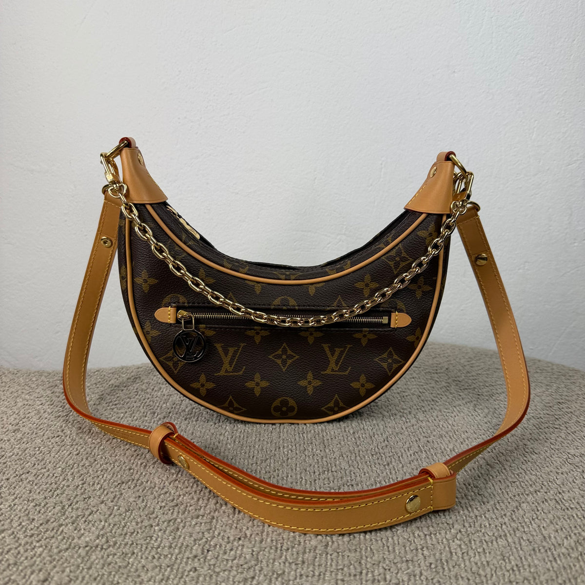 Louis Vuitton Loop – Monogram Canvas