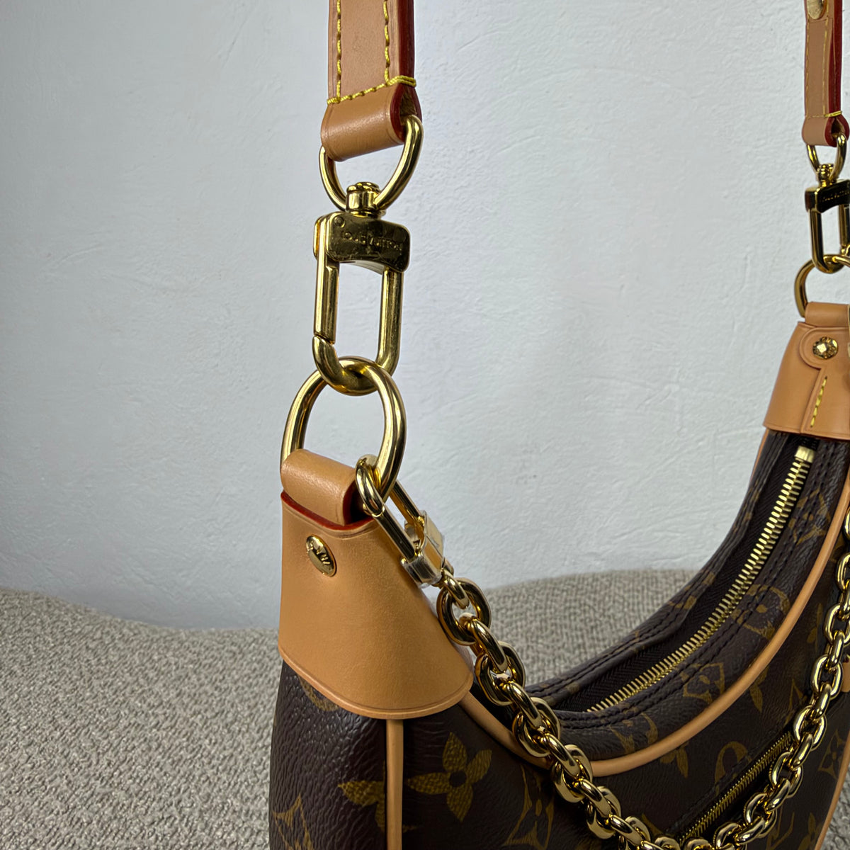 Louis Vuitton Loop – Monogram Canvas