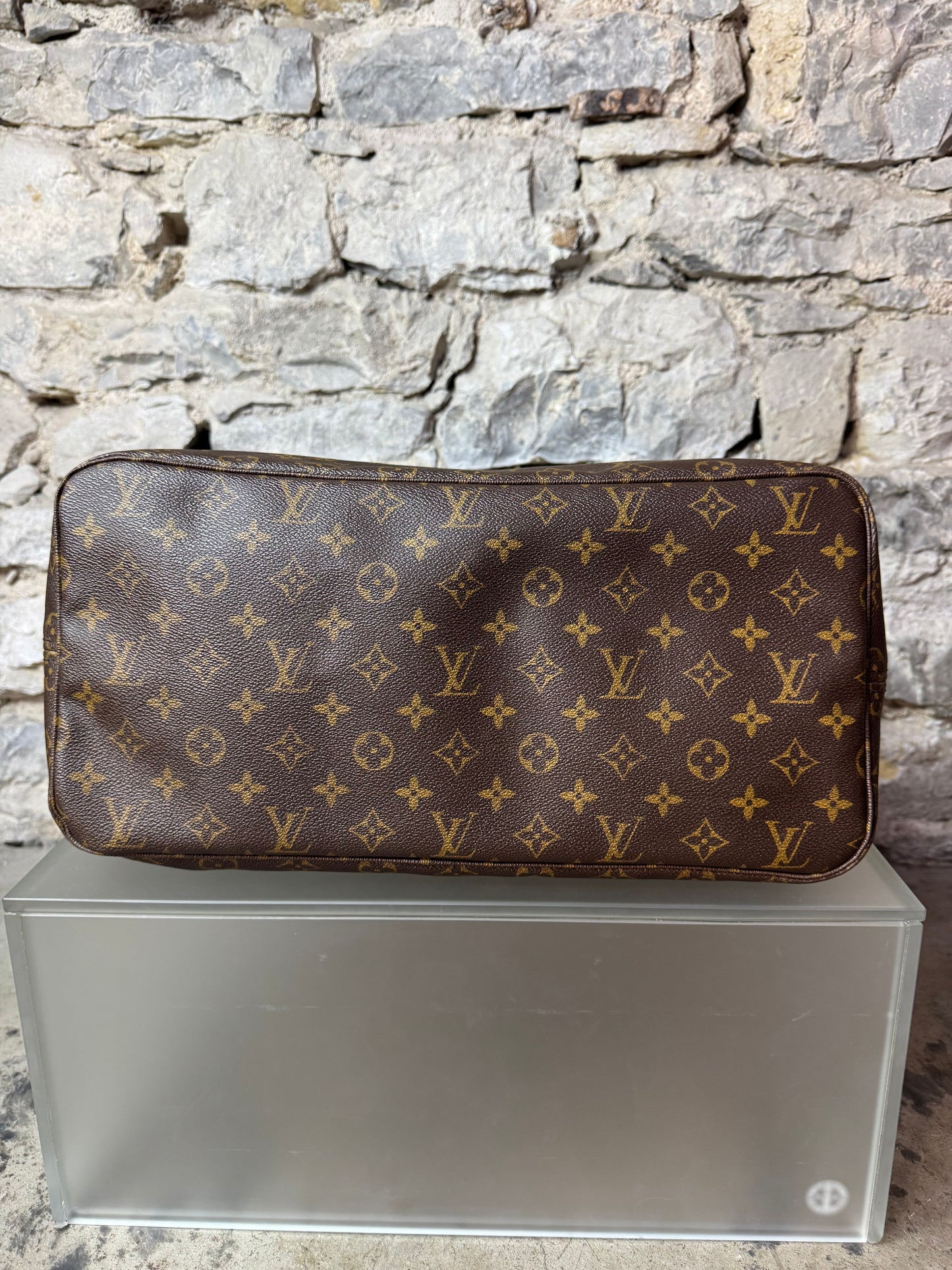 Louis Vuitton Neverfull GM – Monogram Canvas
