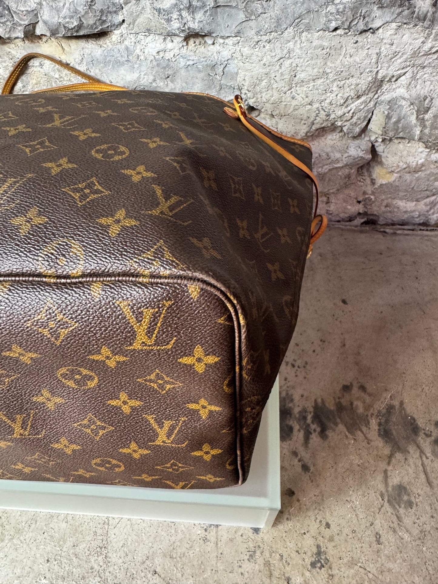Louis Vuitton Neverfull GM – Monogram Canvas