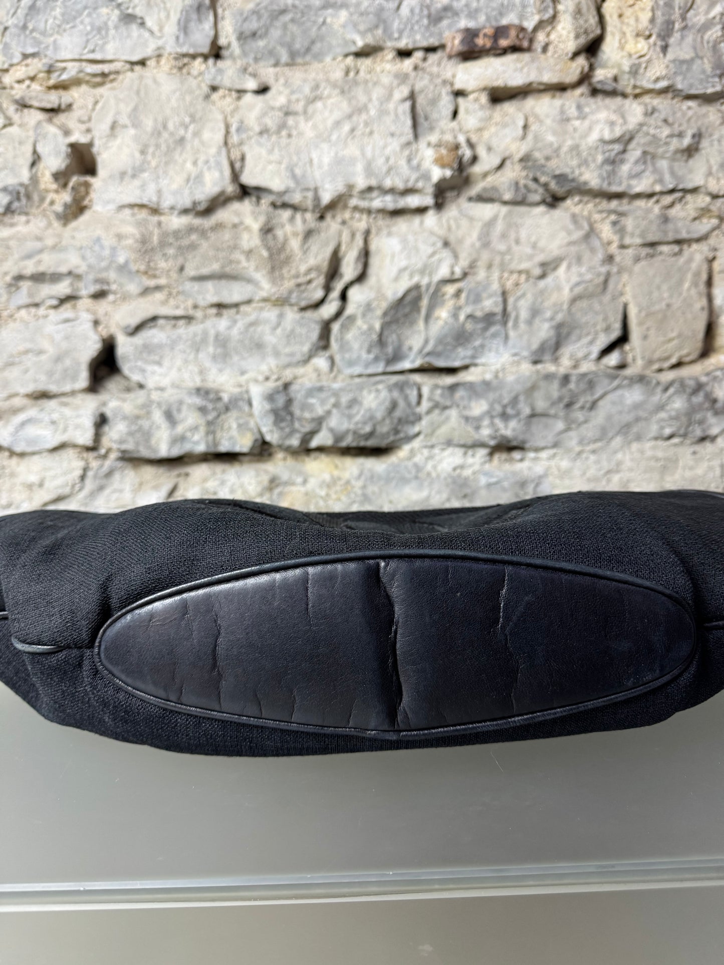 Chanel Tragetasche aus Leinen und Leder – Schwarz