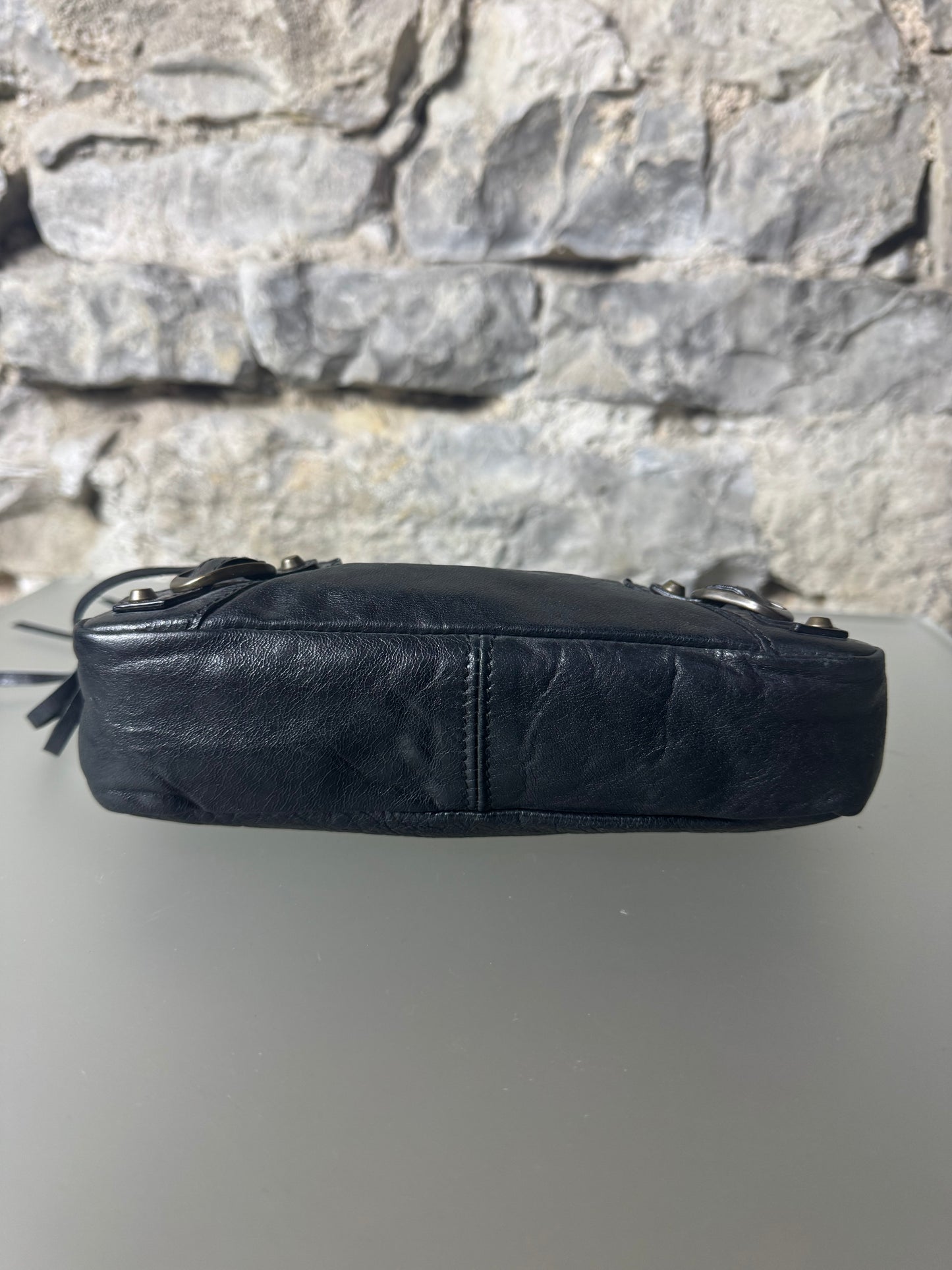 Balenciaga Classic Clutch aus Leder in Schwarz