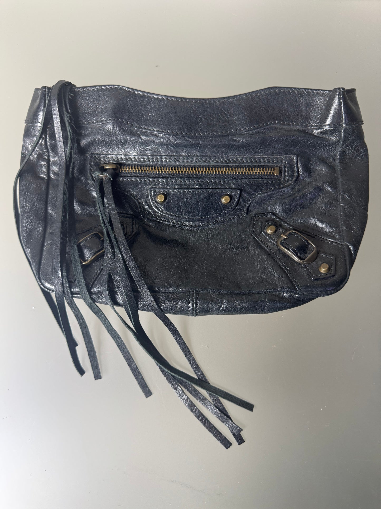 Balenciaga Classic Clutch aus Leder in Schwarz