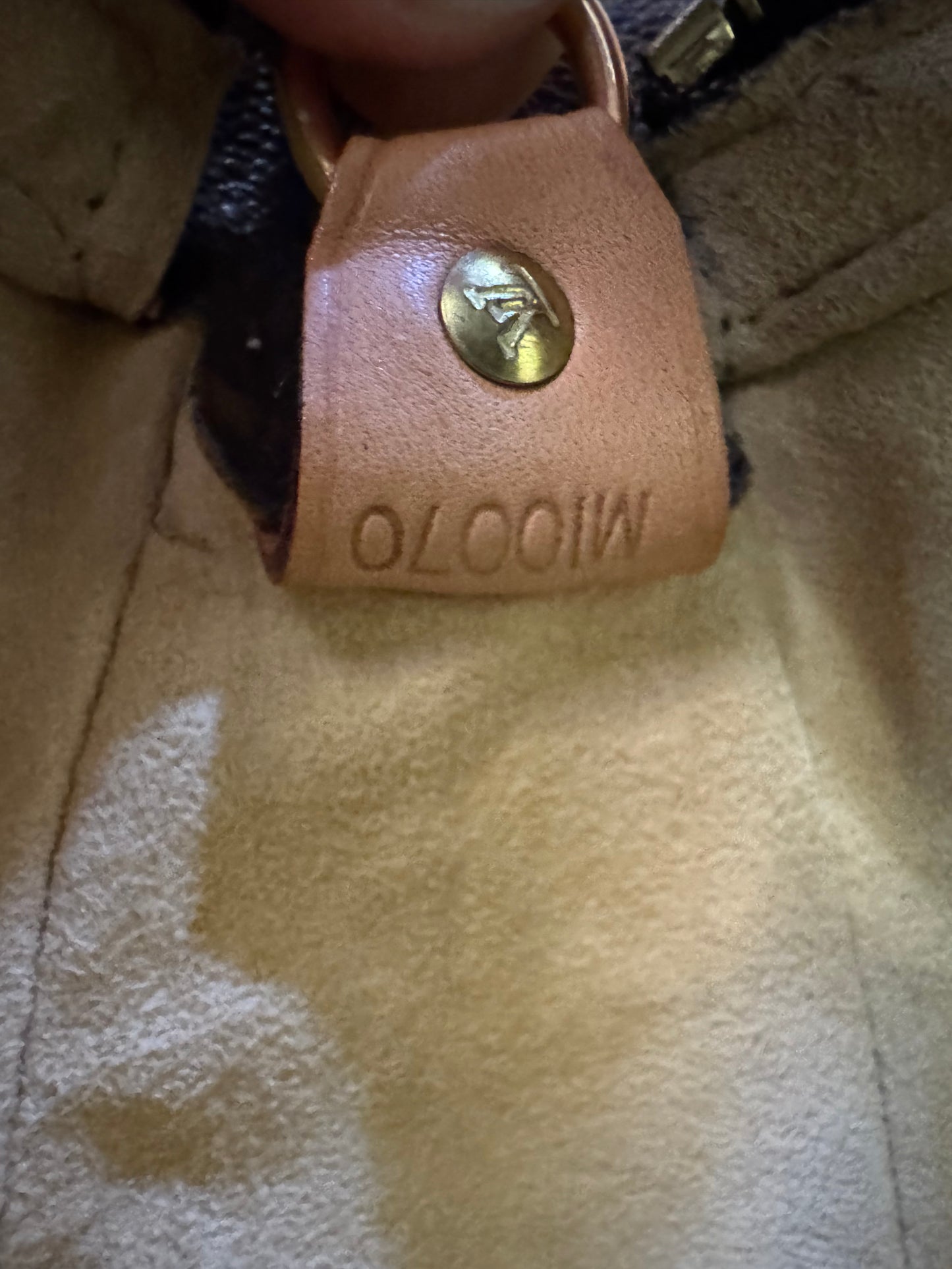 Louis Vuitton Looping GM – Monogram Canvas
