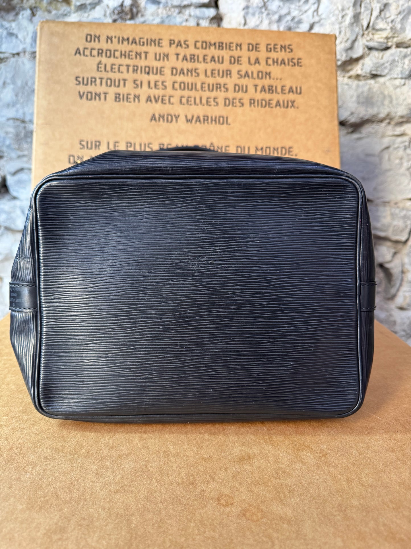 Louis Vuitton Sac Noe Petit Epi Leder schwarz