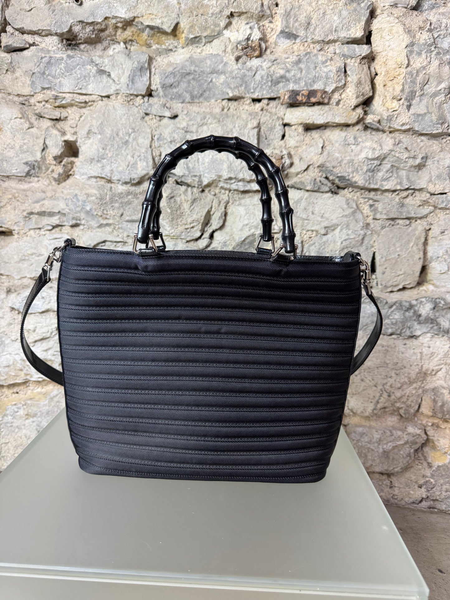 Gucci Bamboo Bullet Handtasche – Schwarz