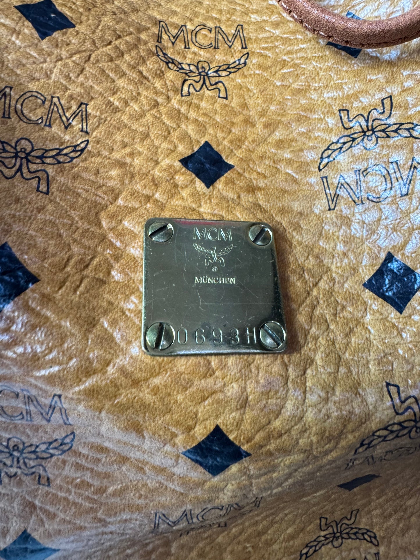 MCM Vintage Bucket Bag – Cognac Visetos Canvas