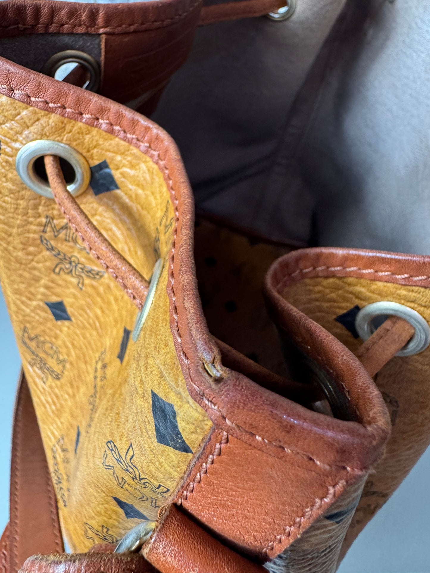 MCM Vintage Bucket Bag – Cognac Visetos Canvas