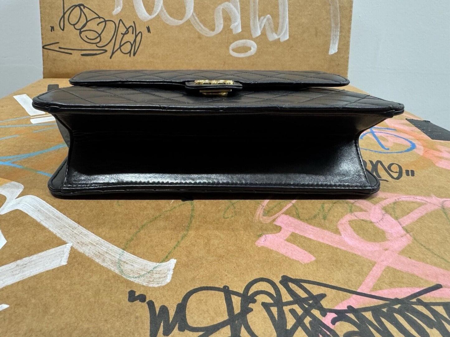 Chanel Handtasche Schultertasche Leder Classic Flap Bag Timeless