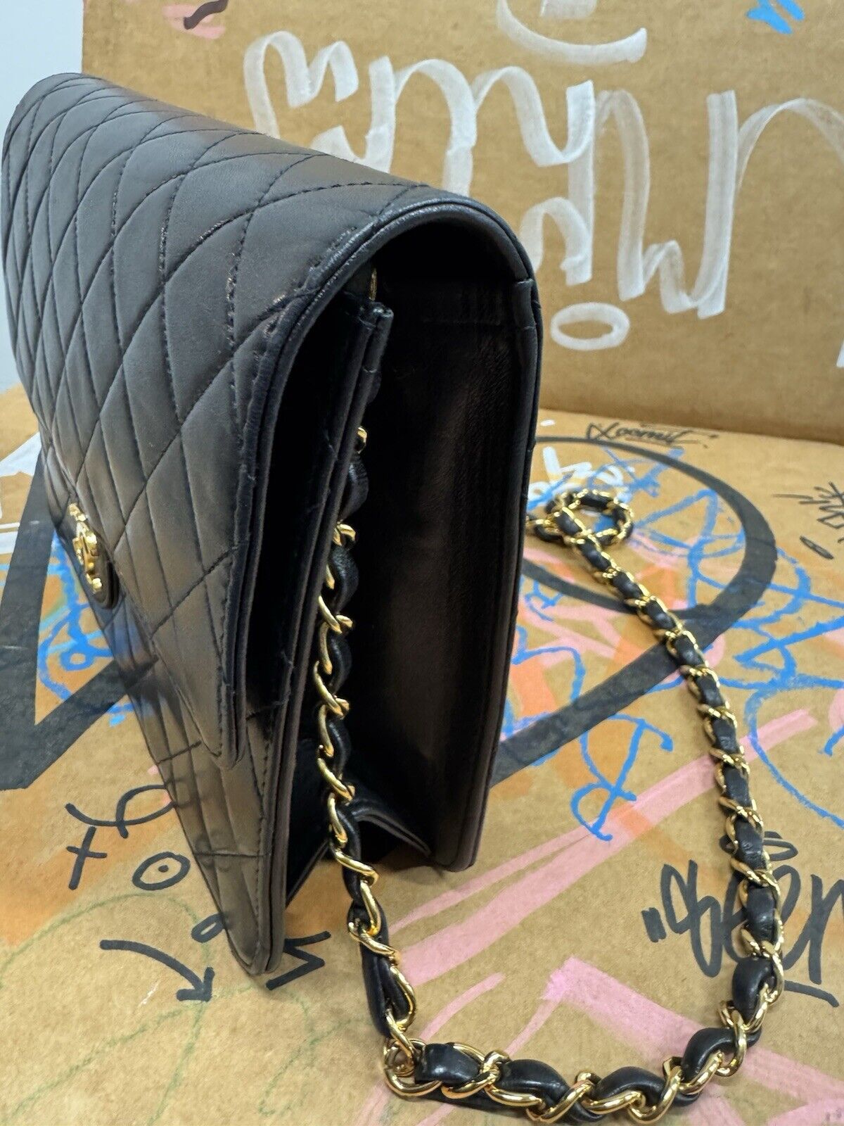 Chanel Handtasche Schultertasche Leder Classic Flap Bag Timeless