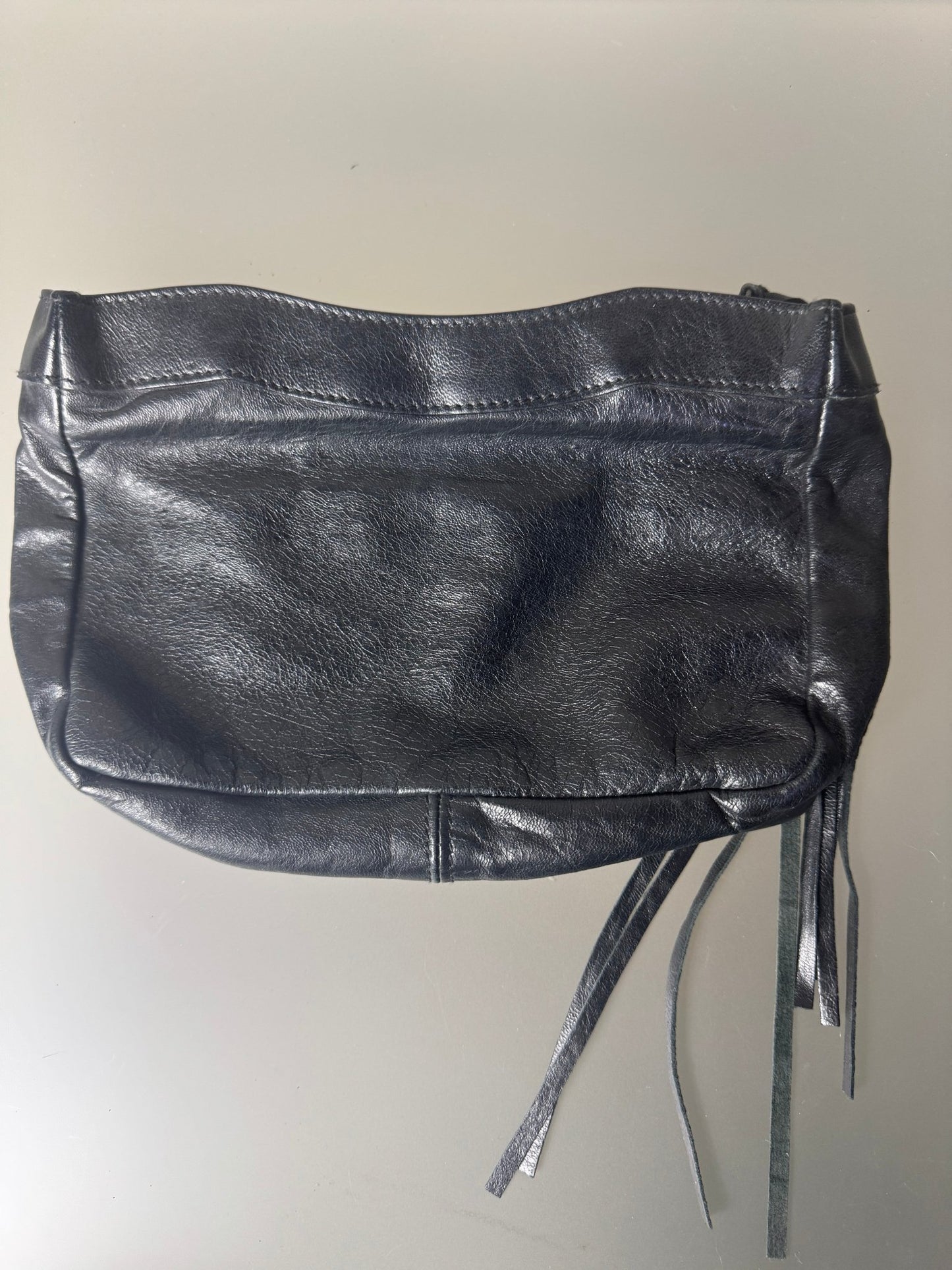 Balenciaga Classic Clutch aus Leder in Schwarz - BagAffair