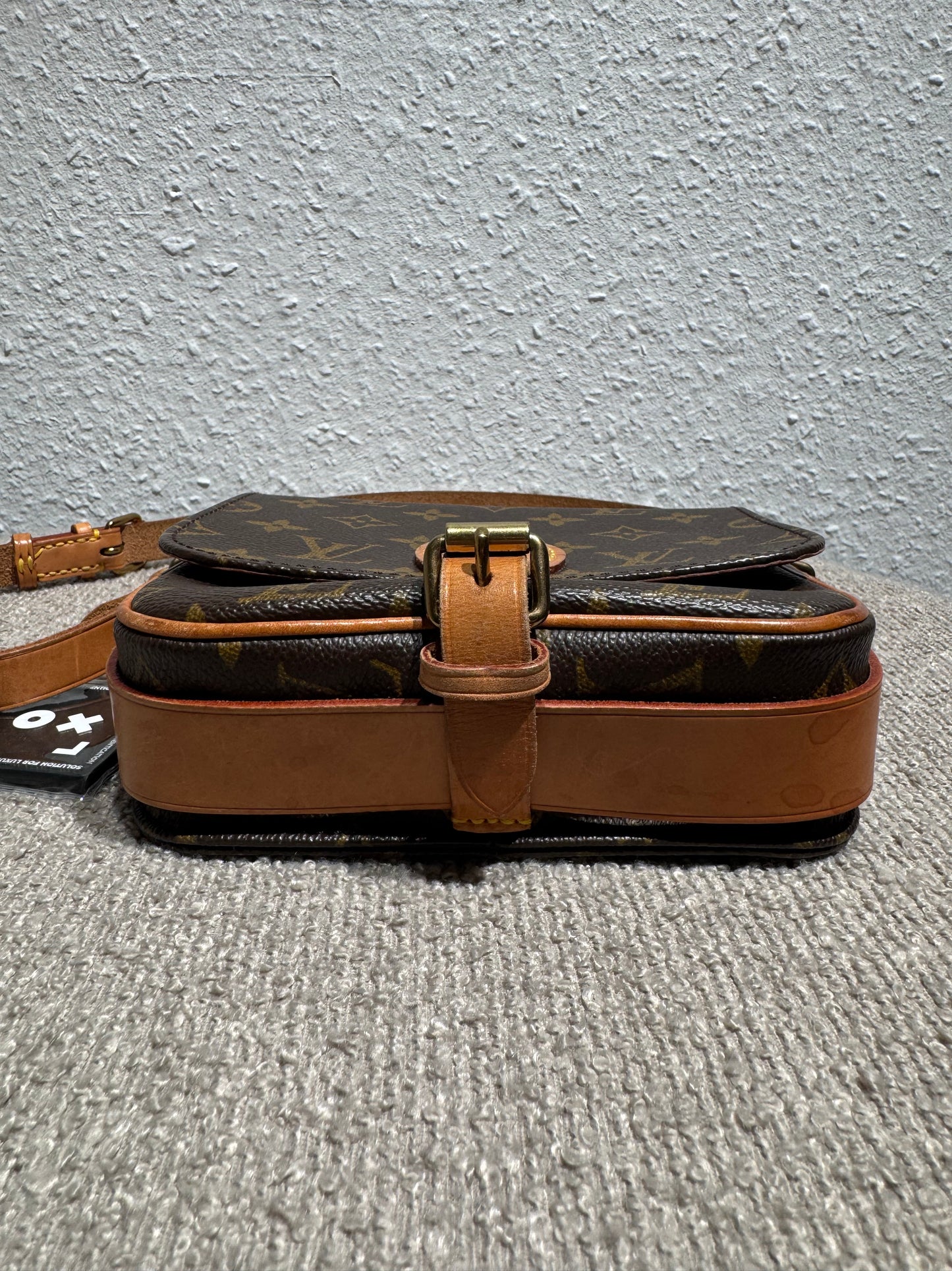 Louis Vuitton Cartouchière PM Schultertasche – Monogram