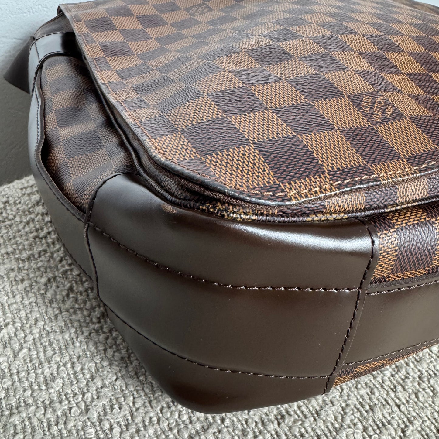Louis Vuitton Bastille Messenger Bag Damier Ebene