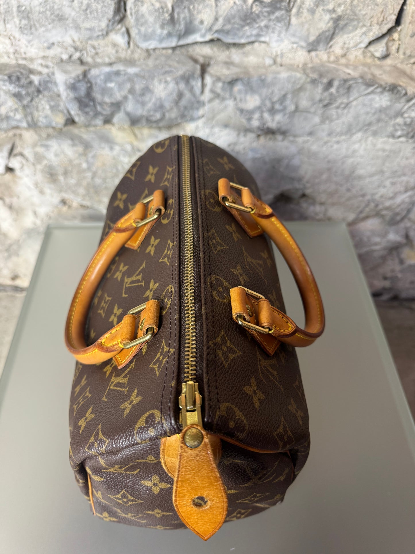 Louis Vuitton Speedy 25 – Monogram