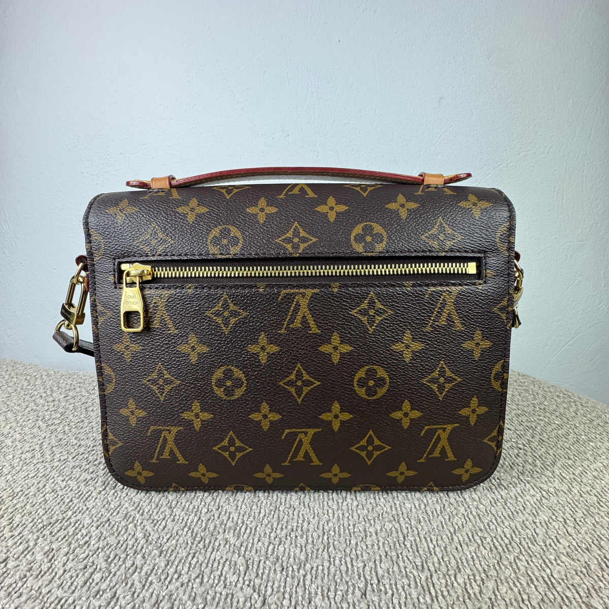 Louis Vuitton Pochette Métis – Monogram Canvas