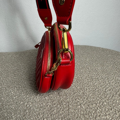 Maison Mollerus Gams Cherry Red Umhängetasche