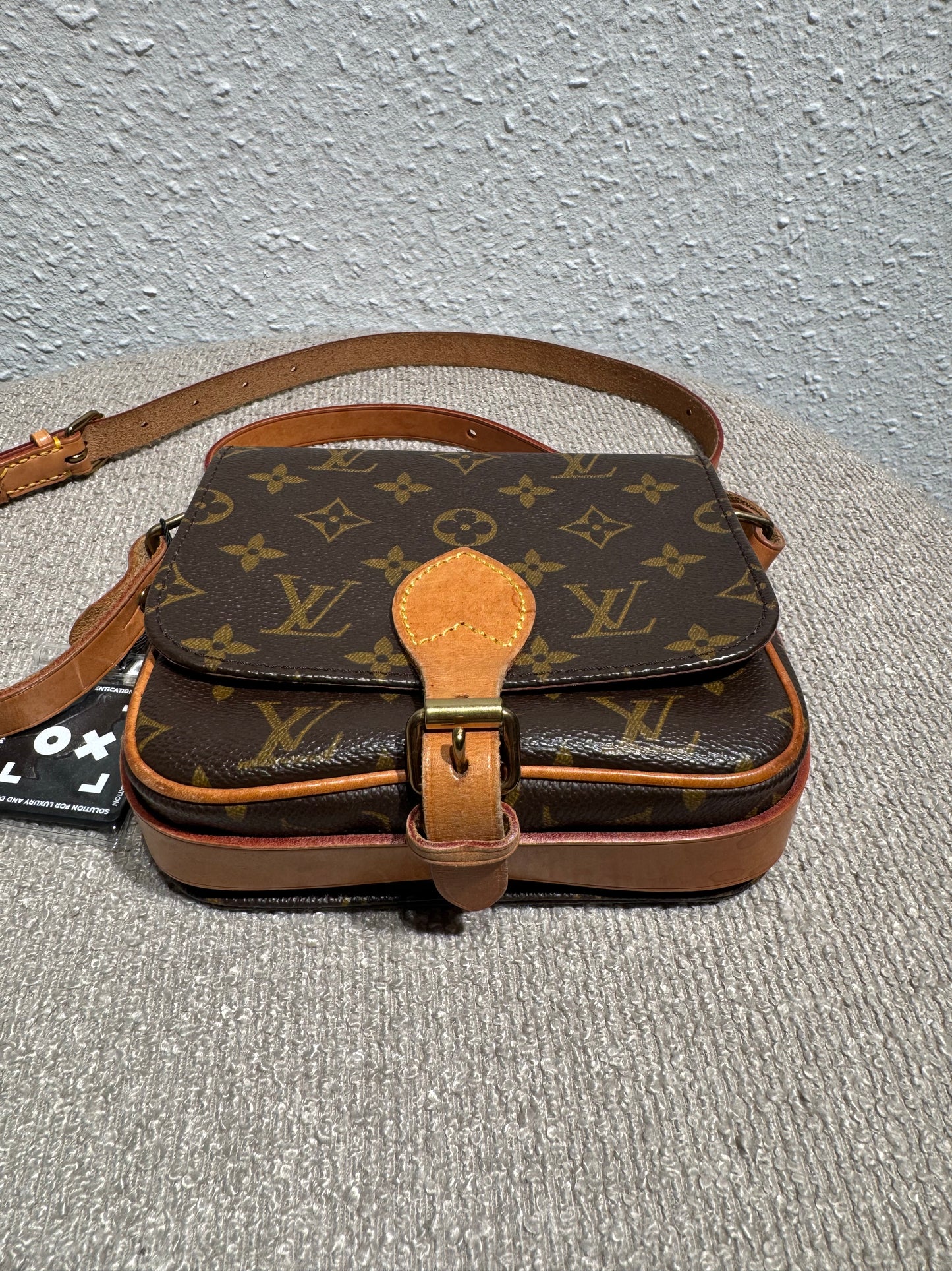 Louis Vuitton Cartouchière PM Schultertasche – Monogram