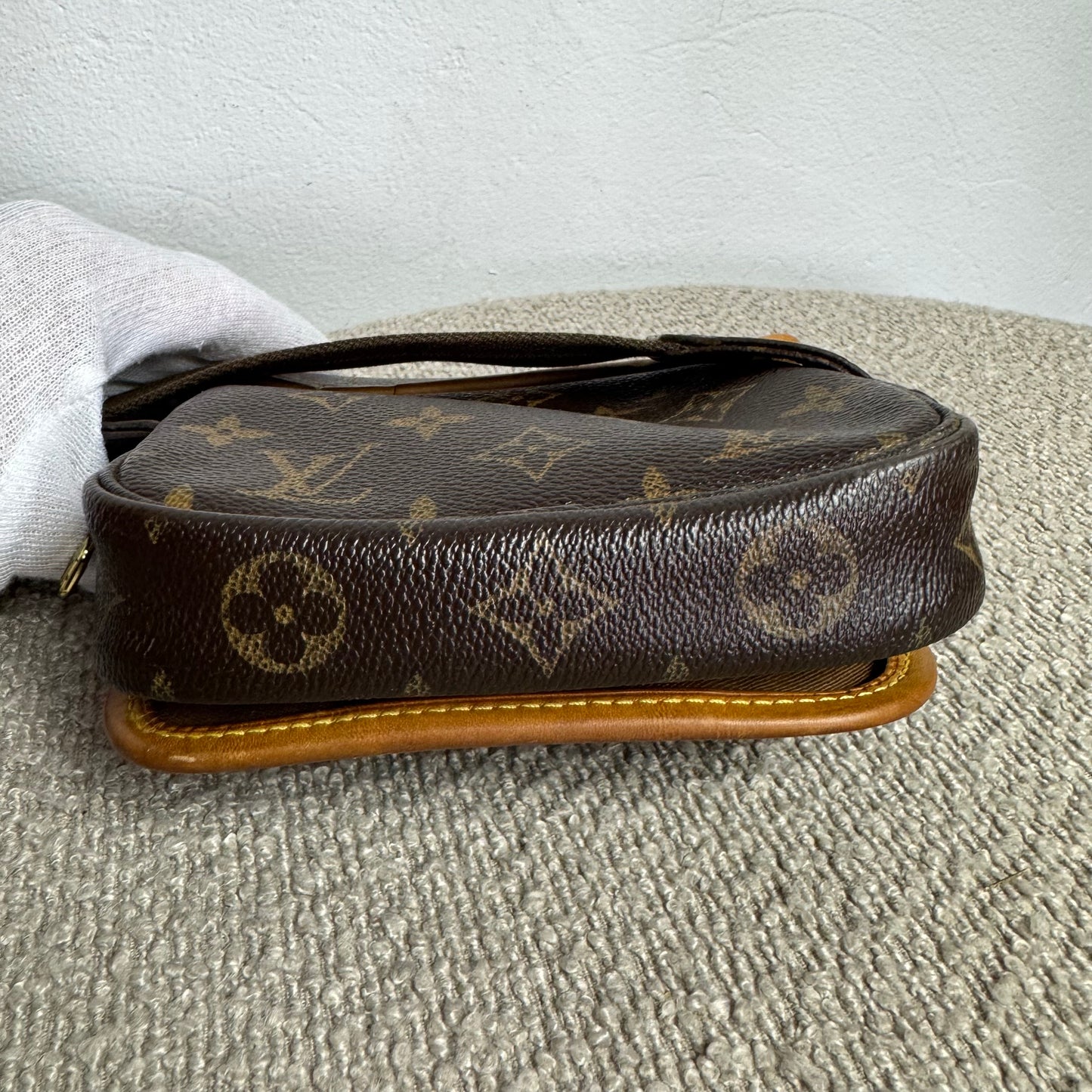 Louis Vuitton Bosphore Gürteltasche – Monogram Canvas