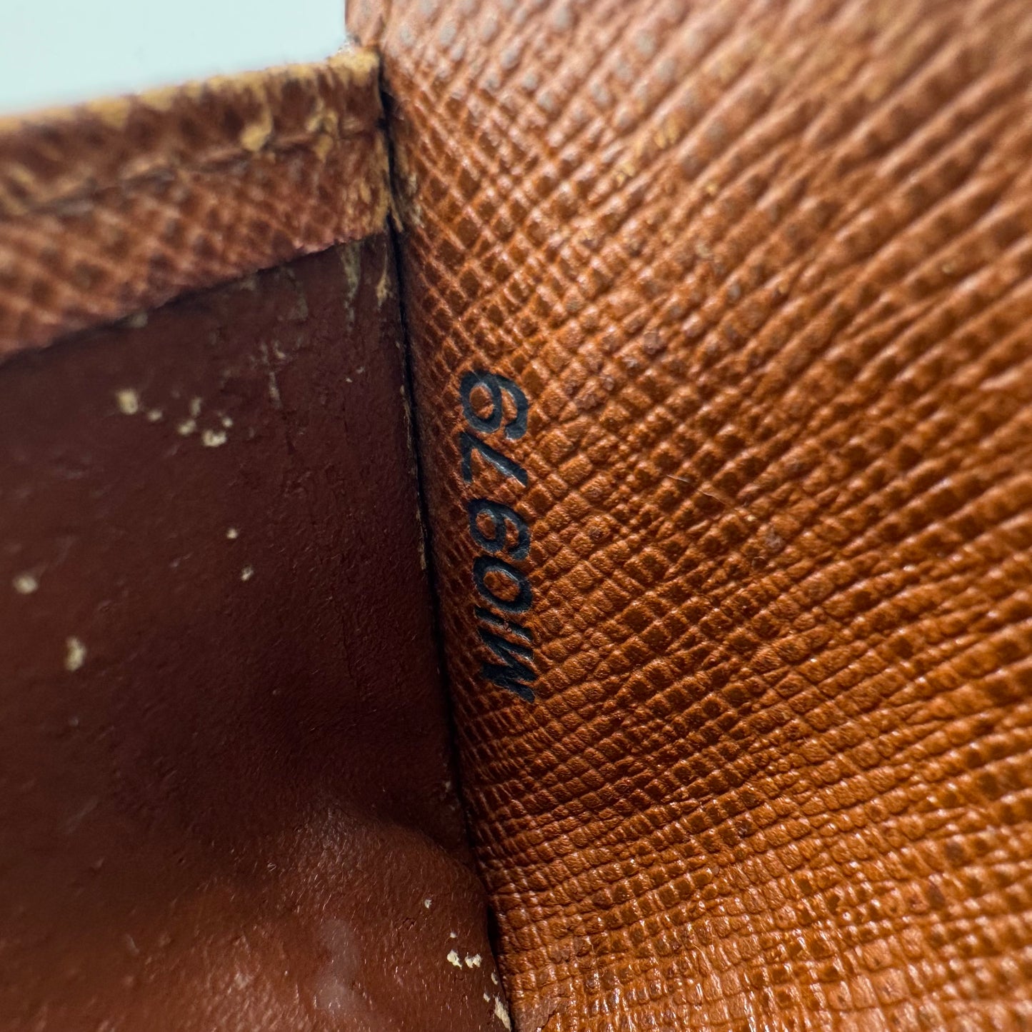 Louis Vuitton Monogram Compact Zip Rundum-Reißverschluss – Monogram Canvas