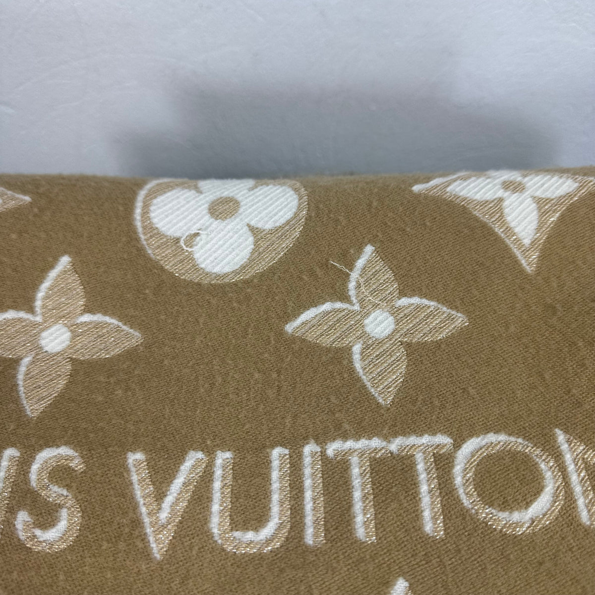 Louis Vuitton Reykjavik Schal – Monogram