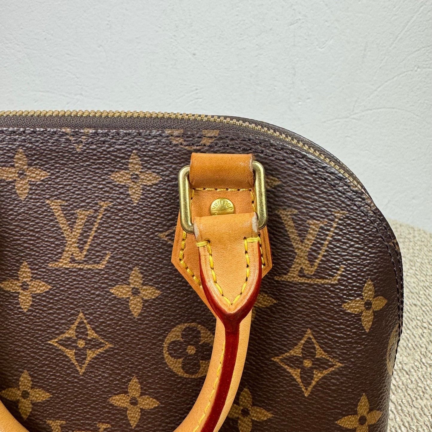 Louis Vuitton Alma BB – Monogram Canvas