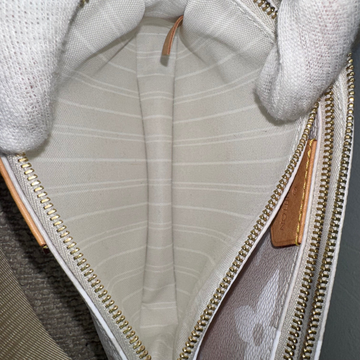 Louis Vuitton Multi Pochette Accessoires – By The Pool Special Edition